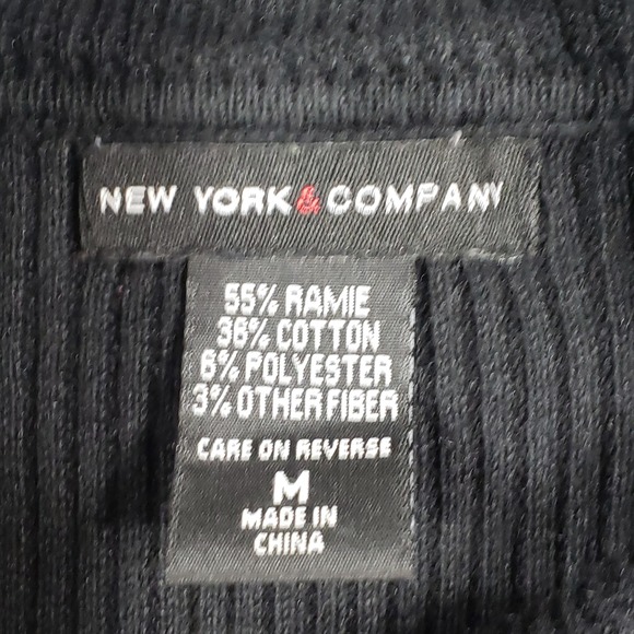 New York & Company Womens Black Metallic Striped Turtleneck Sweater M Chic Edgy - Picture 5 of 7